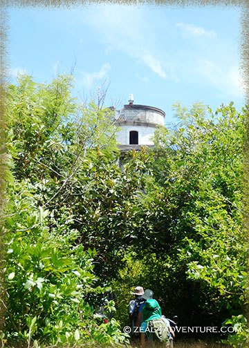 closer-glimpse-of-lighthouse