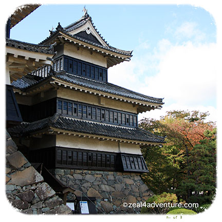 matsumoto-black-walls