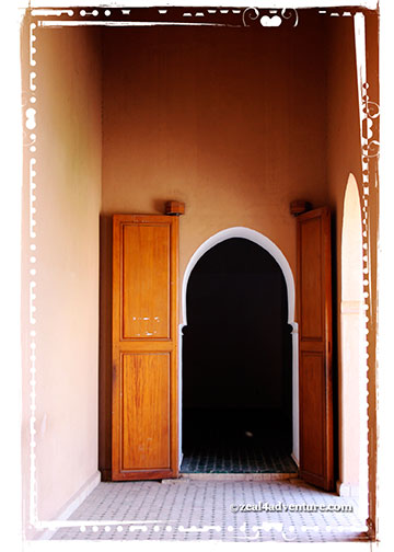 badi-palace-door