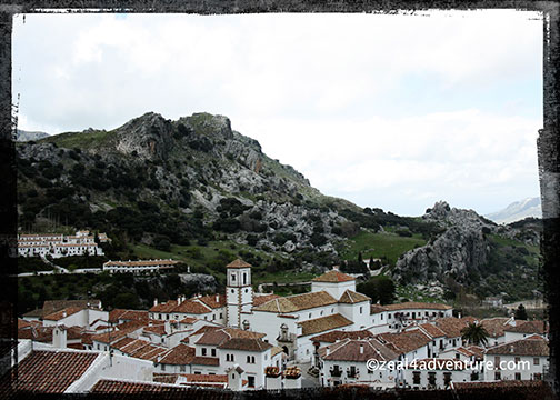 Grazalema-Iglesia-de-la-Encarnacion-from-afar