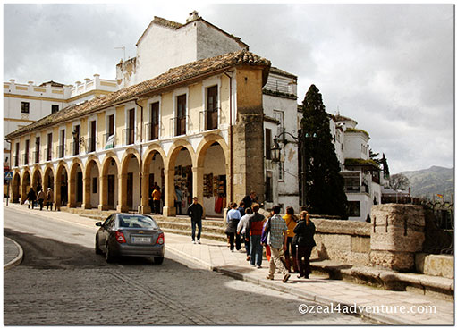 on-the-bridge-to-the-old-town