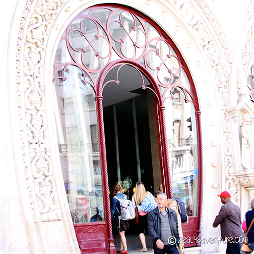 rossio-station-entrance