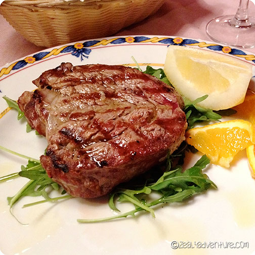steak-at-Locanda-Italaina