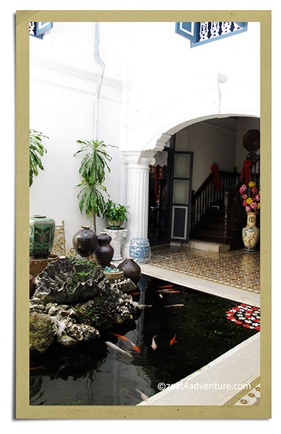 chinpracha-courtyard