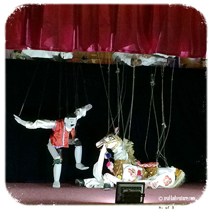 puppet-show